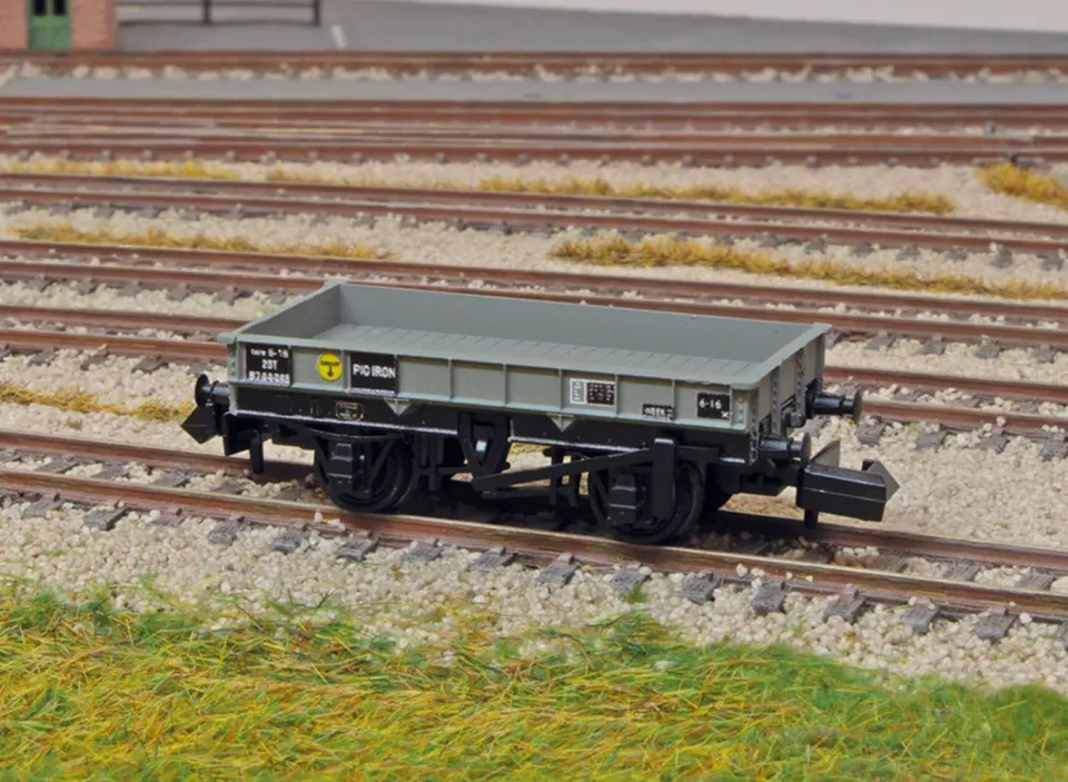 Peco NR1100B vůz na surové železo N BR šedá