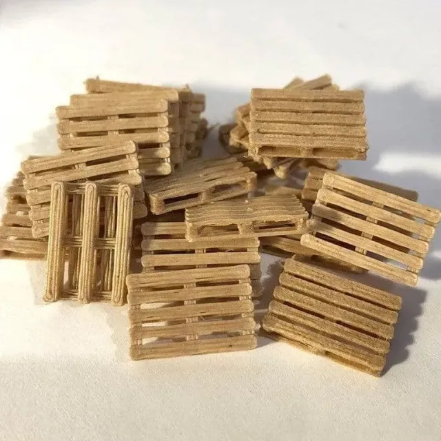 Scale Model Scenery AX063-OO dřevěné palety 24 ks OO