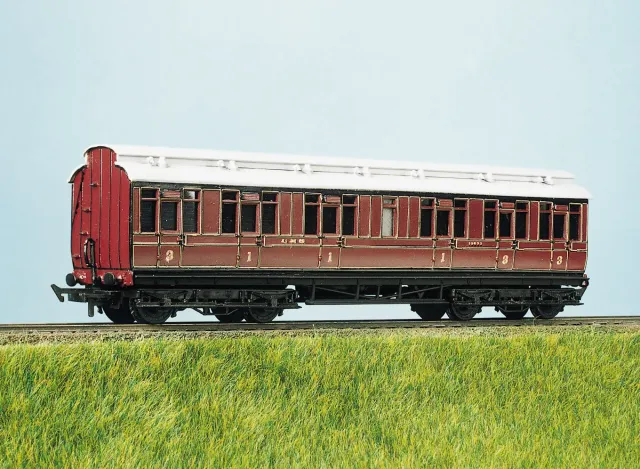 Parkside PC722 osobní vůz LMS clerestory stavebnice