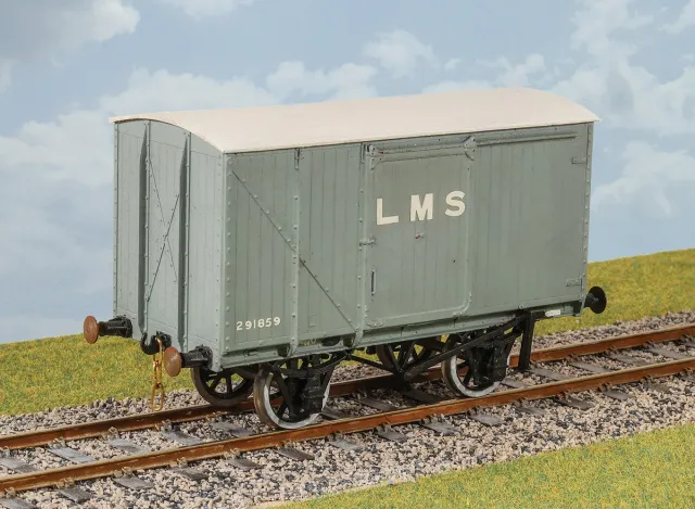 Peco Parkside PS07 nákladní vůz LMS 12t O