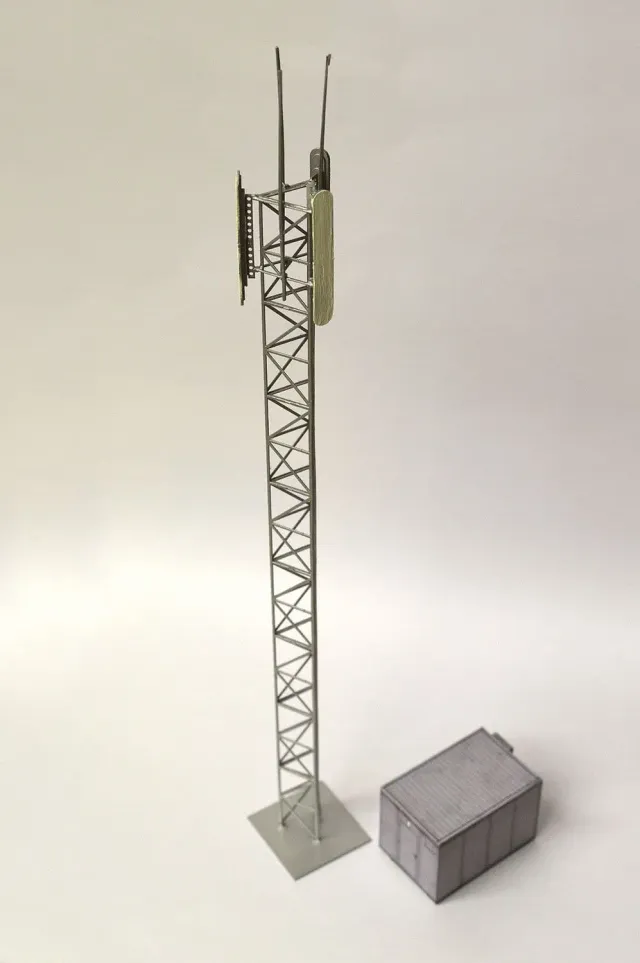 Scale Model Scenery LX057-OO telekomunikační stožár OO s domkem REB