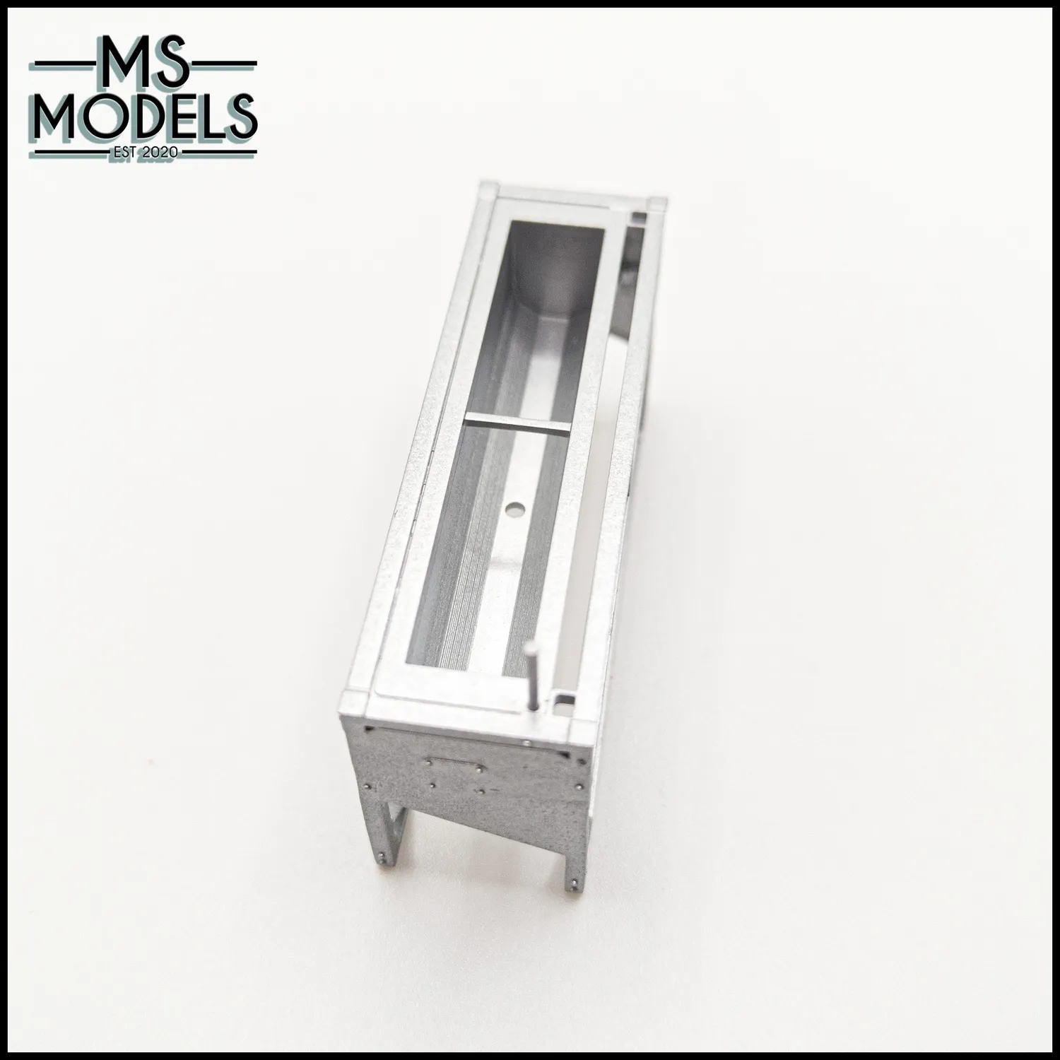 MS Models 6ft Tipping Water Trough napájecí žlab sklopný