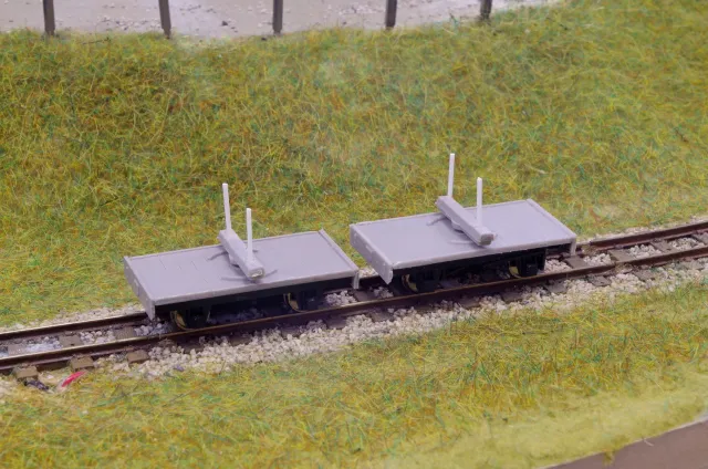 Dundas DM9 plošinový vůz stavebnice OO-9