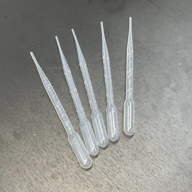 Scale Model Scenery pipeta 3 ml na lepení štěrku 5 ks